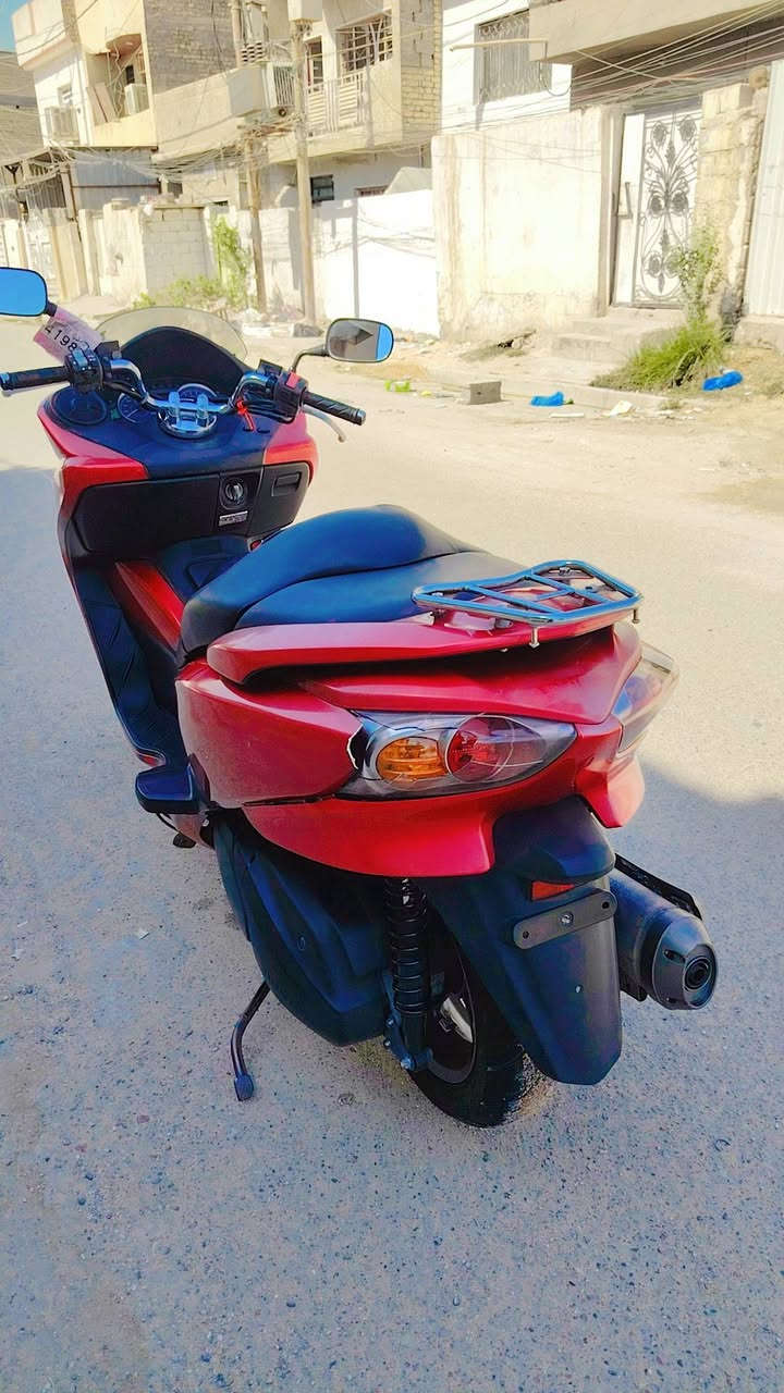 فورزه صفر 10 S7 ماشيه ٣٩ الف دراجه رمبه بعدها بل ملوحه مالتها بس ضرر بك لايت يسره ابو تك تك ضربه شويه كفاله عامه تأخذها من بيتي حته جهاز بيها يخلون بيها سيم كارت مكاني السيديه تقاطع درويش ١٣ بيها مجال انطيك رمبه رقم هاتف ***********
