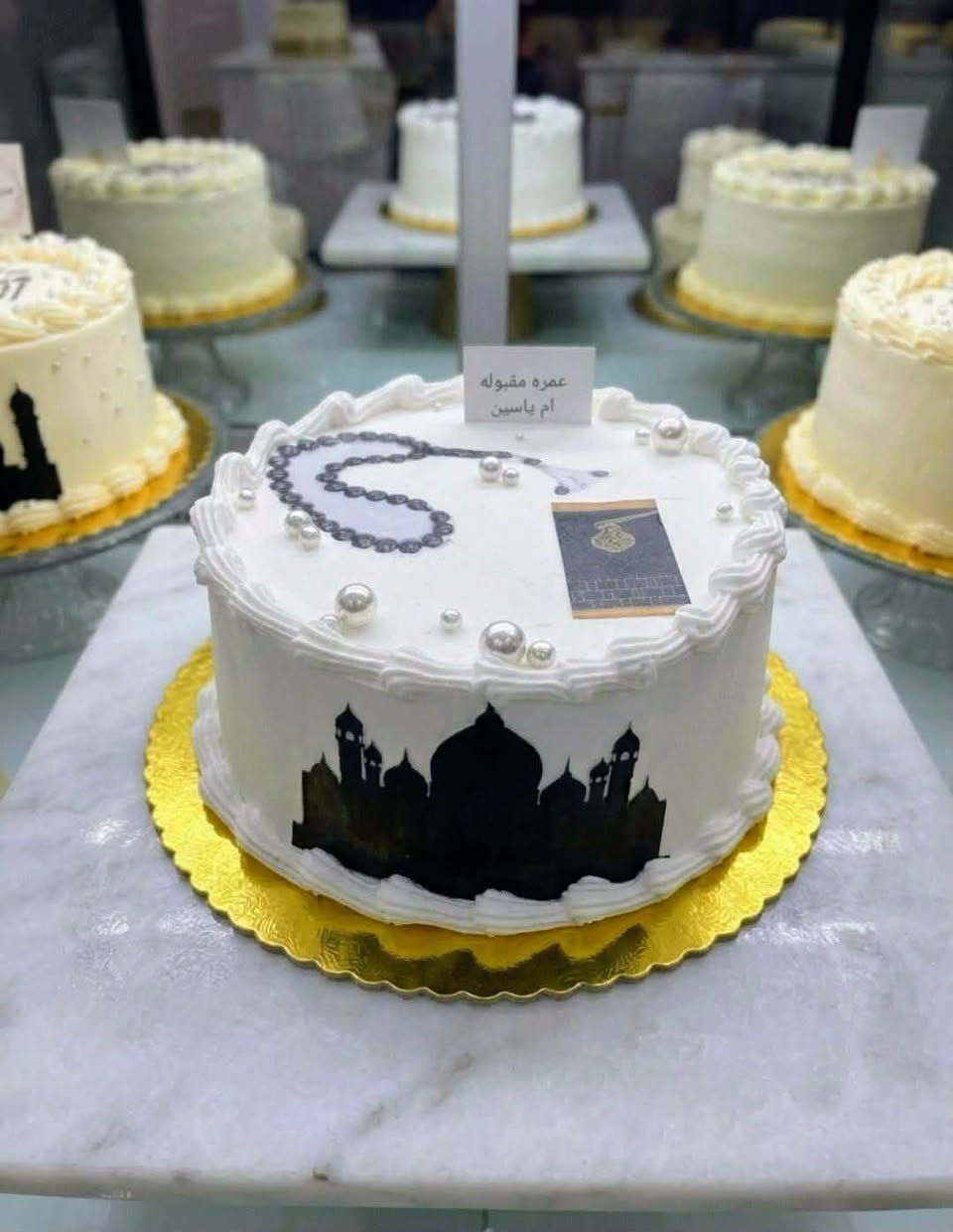 صباح الخير للبيع قوالب كيك عمره وقوالب خاصة لبقية المناسبات الأسعار والأشكال حسب الطلب للحجز يرجى مراسلتنا عبر الواتساب /*********** أوعلى الماسنجر عنوان العمل سامراء حي الدوانم خدمه توصيل متوفرة داخل سامراء وخارجها
