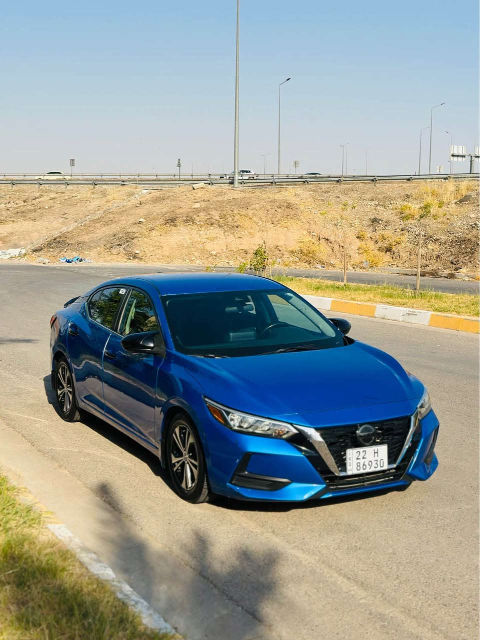Nissan Sentra 2021 Sv
سێنترا دوو پارجە بۆیاخ کەمەک ناو دەرکەی سبوخە پێش و پشت کەپس ئیرباگ بەس شان تەقیە و سیستەم کرایتەوە 
بێ مەسروف سەنەوی و گێر و مەکینە هەموو بەشەرت چاملخی پيشەوە ١ بست تەعدیلی هەیە بی سبوخ 
سعر ١١٢ وەرەقە و مەجالی کەم 
*********** 
هەولیر أربيل, العراق
