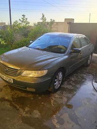 أزيرا للبيع موديل سبعه محرك 3600 سياره وارد امريكي مصبوغه عام للجماليه...