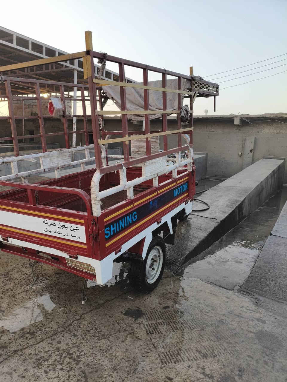 السلام عليكم ستوته م. 22 مرقمه
السعر.  2450.مليونين 450.بيها مجال حگ جيه.  
مكان حصيبه الشرقيه المضيق. 
هـ./***********
