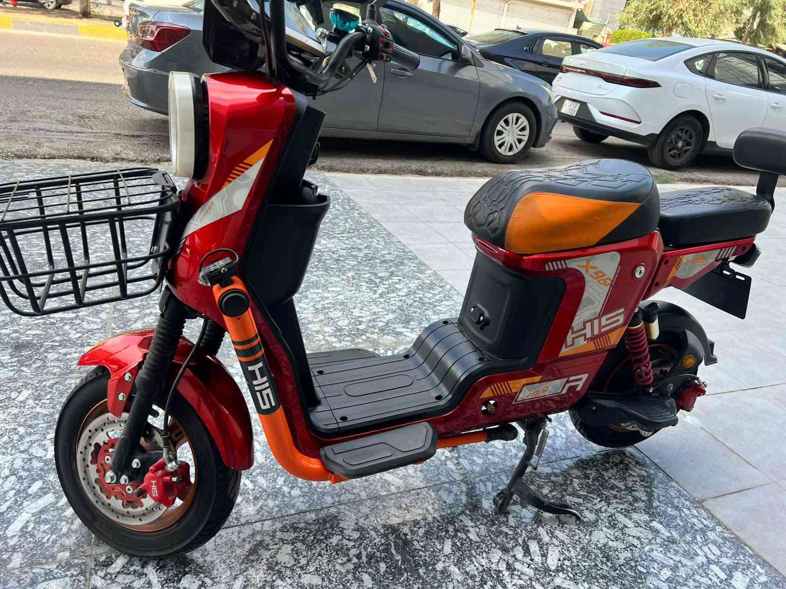 ماطور شحن
X900
فول مواصفات 
 البك R
دبل إشاره 
عالي ناصي 
تشغيل بصمه 
لون مميز 
ماطور جهاز بس تشغل وتمشي 
السعر 450 وبي مجال للشراي
