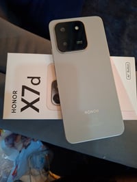 هونر x7d  ذاكره ٢٥٦ عشوائية ٨ السعر ١٩٠ حي الجهاد بغداد ٠٧٧٧٩٩٢٣٠٣٥