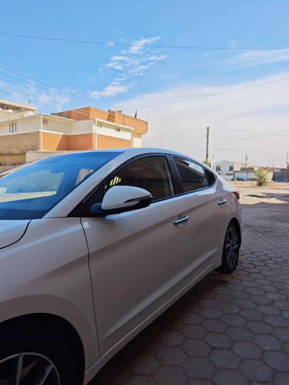 السلام عليكم
النترا 2019 خليجي فول ماعده بصمة
رقم بغداد الجديد بأسمي سنوية 2030
ماشية 138 الف كيلو مكينة والكير مكفولات وما مفتوحات
مكينة 2000 دوش
كير AT 
تبريد قطعتين
اشاير مري
تبريد ثلج
مري شفط
داخل صاج
كشنات جلد
ويلكب حجم 17
حساس خلفي
3 انضمه قيادة
.......
بيها بنيد صبغ بدون اي دواخل وبيها بارد وسونار ناشرة
والسعر مناسب اتصل وتدلل وموجود واتساب وبالخاص 
*********** مكاني بغداد المحمودية
