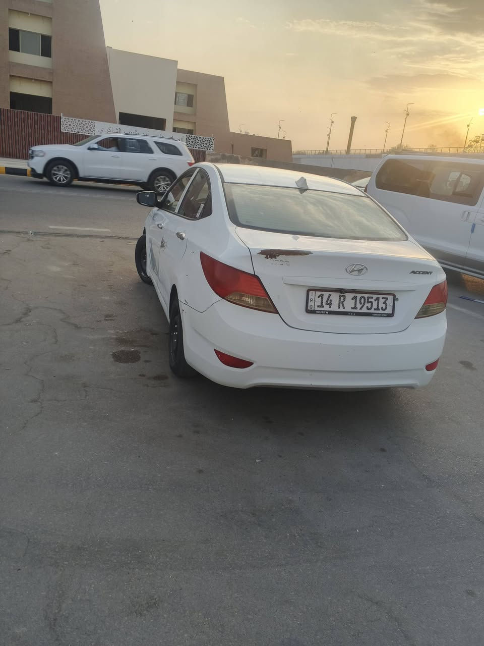 اكسنت • مكينه 1600 • موديل 2012