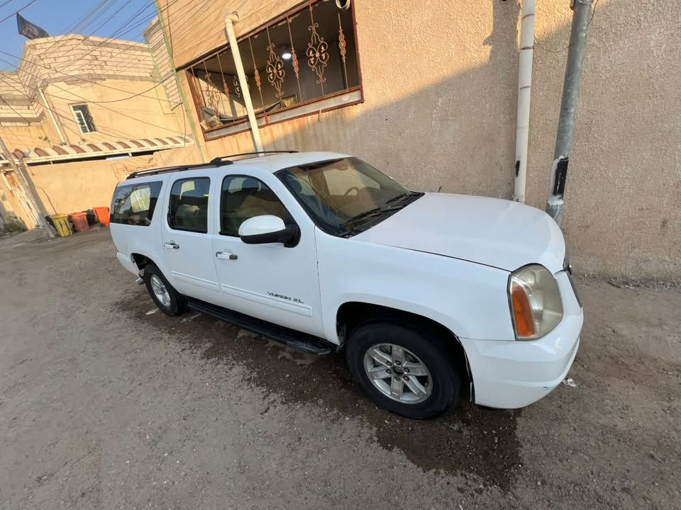 يوكن  طويل موديل 2011 للبيع او مراوس  بدون كص محرك 5300 كير 700 جاهزات  عده ملاحضات بيها ارقام نكليزي اربيل السعر 45 بيها مجال لشراي مكاني البصرة رقمي ***********
