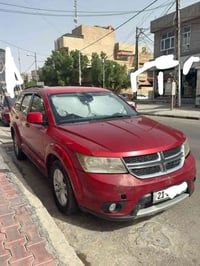 جورني • ٢٠١٧ • أحمر