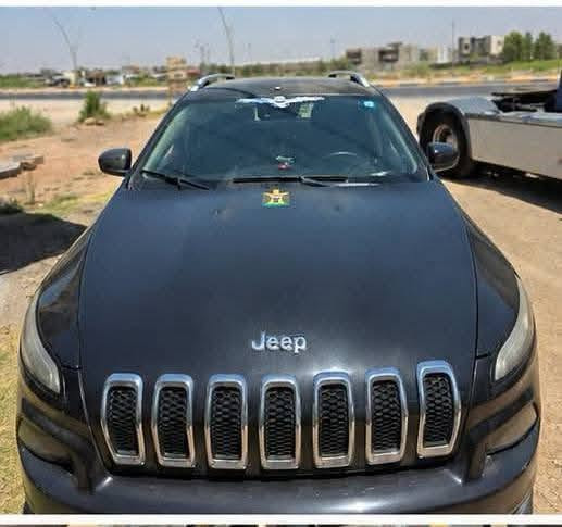 فول مواصفات بصمه شاشه حساسات
اشاير بلمري بنروما 

تدفئه كشنات وسترين مثبت سرعة بصمه ابواب هواي مواصفات بيها نواقص قليله تبريد كامل بي نقص بس كهرباء رقم انكليزي مستعجل على للبيع السعر  90$ ***********
