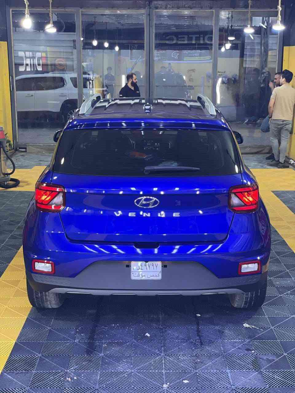 هيونداي فينو موديل 23 وارد أمريكي 
رقم بصرة السيارة جاهزة ونظيفه السعر 120 وبيها مجال
للأتصال ***********
