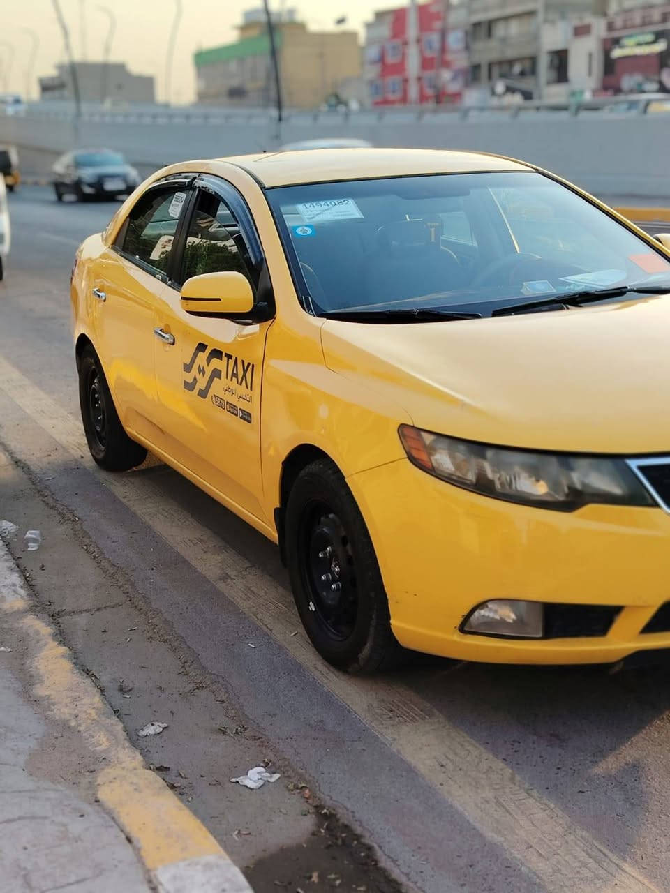 ‏سلام عليكم للبيع كيا فورتي 12 أمريكي حادت چاملغ امامي يسره  مكينة وكير نضيفات تبريد  شغال حداديه 70% سيارة صبغ عام جماليه رقم بغداد نكليزي 
السعر 77 بيه مجال مكان السياره بغداد البلديات  توصيل ***********
