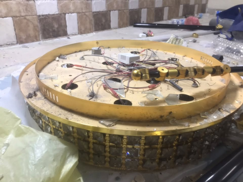 السلام عليكم
اخوان عندي صحيات للبيع نضيفه جدآ 
وثريات 
ونفط 150 لتر 
قيم واخذ بليرضي الله 
مكاني كاضميه 
***********
