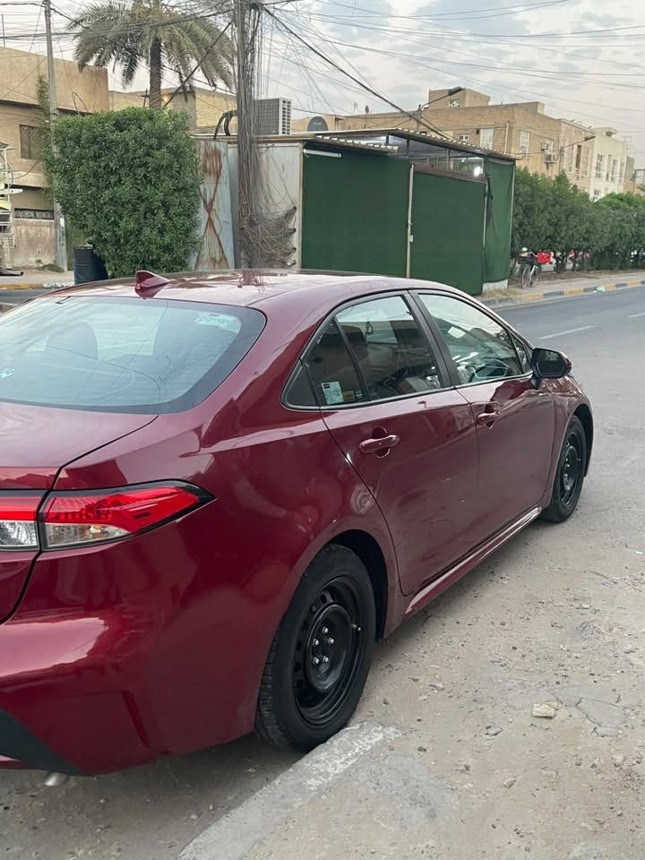 COROLLA 2022 مواصفات LE ماشي 87 كيلو بارد  فقط بدون صبغ ولاتبديل فقط تكحيل مكانات رقم بغداد 
شرط تحويل 
سيارة مال جني نضيفة كلش مكاني بغداد   
***********
