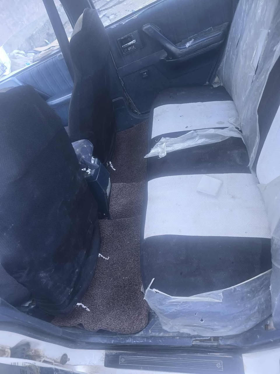 تحية طيبة

اولدز موديل 90

مشروع وطني 

شرط التحويل 

كير محرك كفالة 

تخم تاير جديد

صدر امامي خلفي جديد

كهربايات جاهزة 

مكفولة من الظربة

كير محرك ابلادي 

بيع امراوس حسب القناعة

السعر المطلوب/37\وبيها مجال بسيط

مكان السيارة بلكوت مركز مدينة 

/***********\***********\
