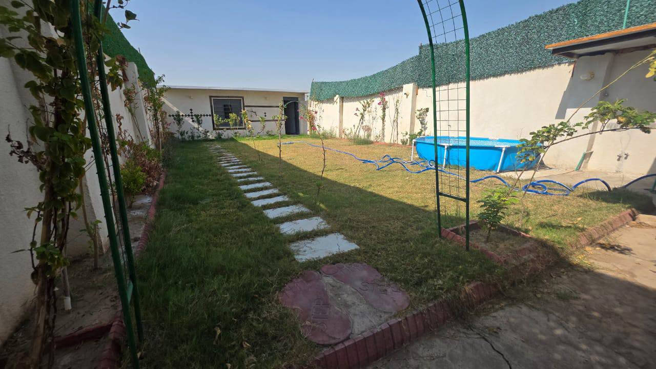 🌿 حديقة جميلة جداً للبيع 🌿
📍 الموقع: شارع الطاحونة مقابل معمل الغاز
📐 المساحة: 170 متر مربع
📜 صنف الأرض: سند زراعي 25 تحويل مباشر
🏡 مواصفات المزرعة: ✅ تحتوي على غرفة ✅ صحيات ✅ ماء وكهرباء ✅ موقع مميز جداً
🌳 فرصة جميلة للسكن أو الاستثمار والاستراحة.
📞 للاستفسار والتفاصيل: ***********
🌹 مع تحيات إدارة مكتب الريان للعقارات ✨ الثقة أساس النجاح
