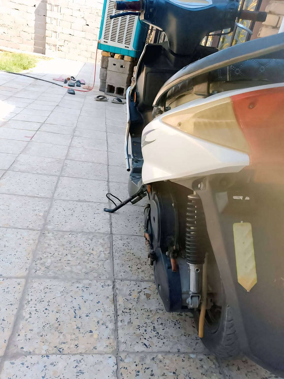 سلام عليكم   دراجه للبيع نوع ثعلب 
لون ابيض دراجه نظيفه وحلوه سعر خاص  
مكاني الدوانيه البدير   *********** شراي اتصل
