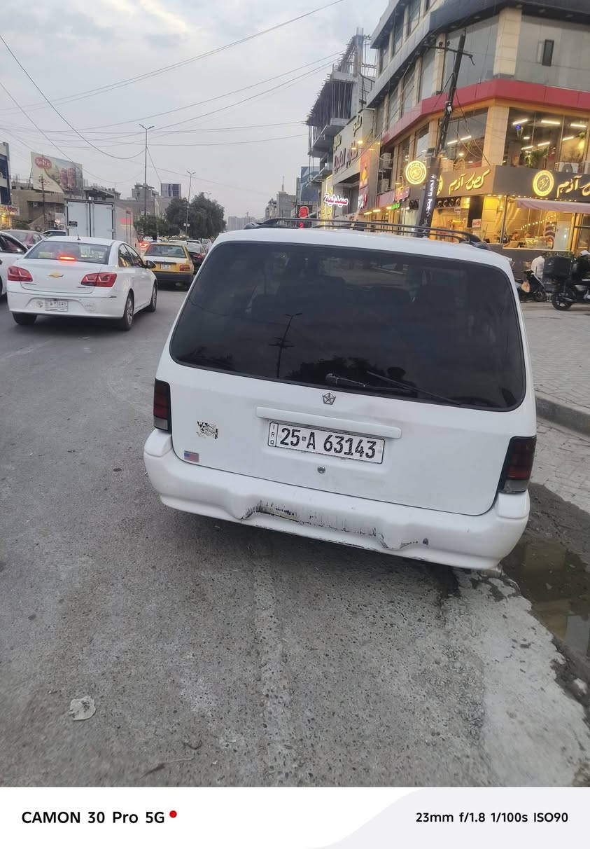 نضيفه • كير عادي • تكييف شغال