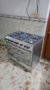 فرن • مطبخ • بدون تفاصيل
