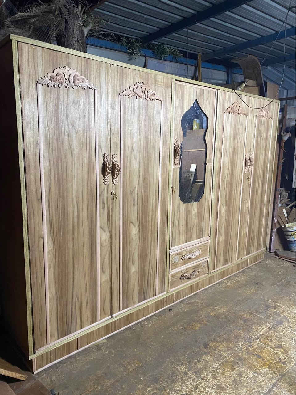 موصل نينوى • ٥ أبواب • نظيف جداً