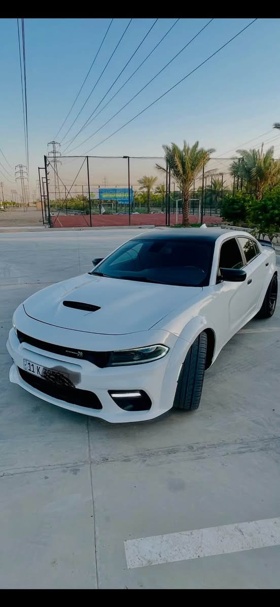 بيع مستعجل

نص مكتوب في الصور:
- قص