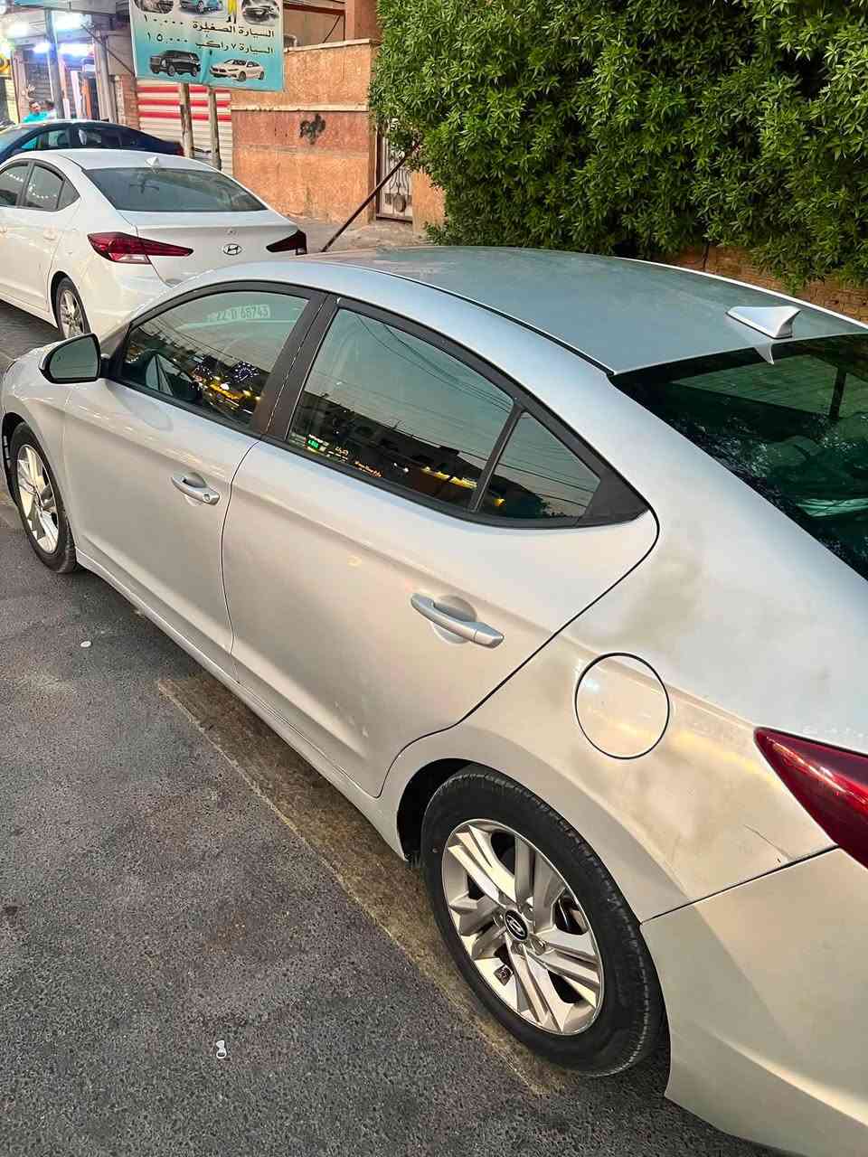 الانترا امريكي 19 

محرك 2000 دوش

حادث امريكا جاملغ خلفي وباب وبالعراق جاملغ امامي ايمن بارد والبنيد ما مصلح 

بدون تبديل ليبل واحد السياره ومكفوله الشواصي والتكم والحوض

بدون ايرباك 

عارضه ب115$

رقم بغداد بسمي مكاني بغداد الشعب 
***********
