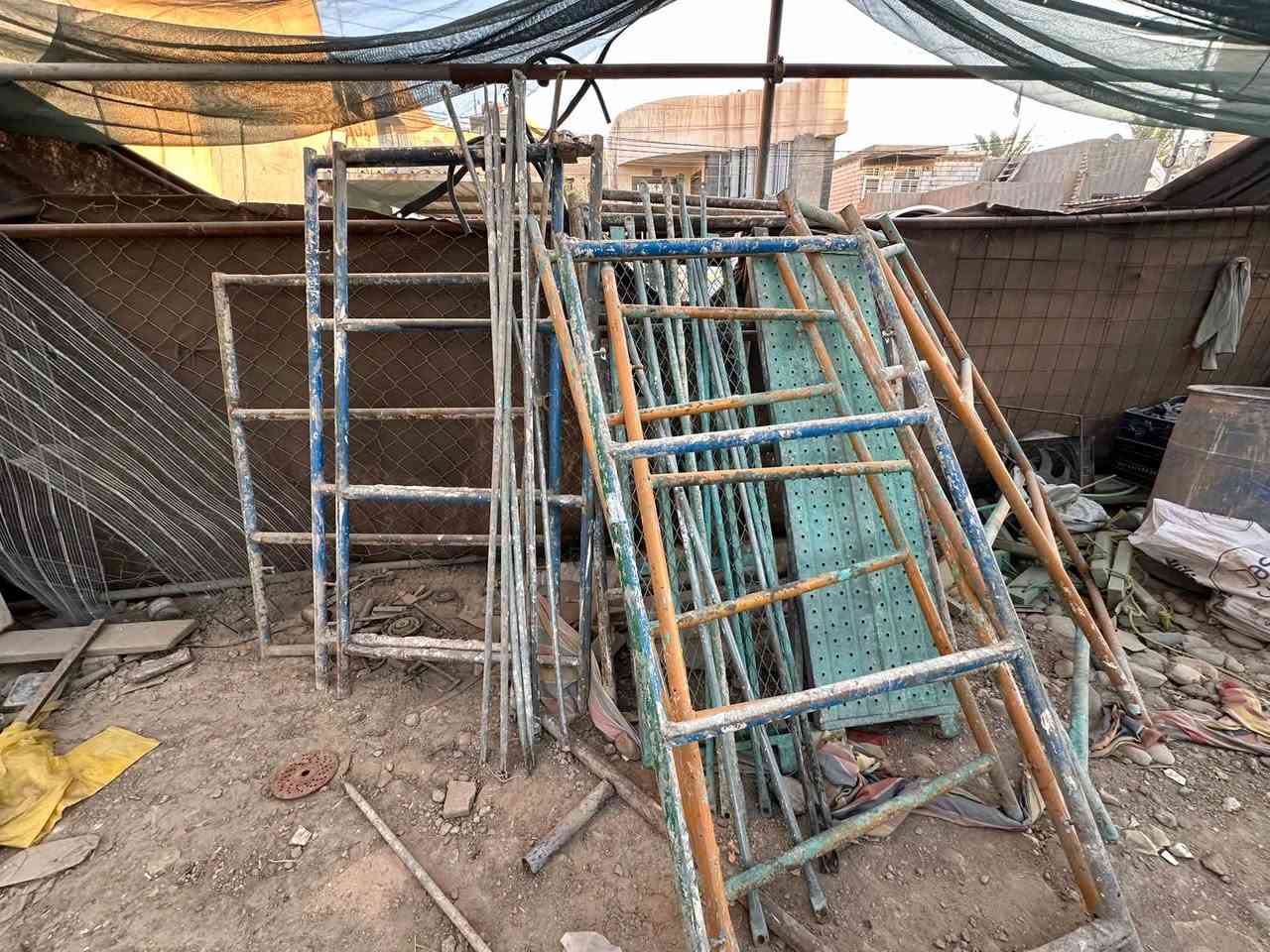 السلام عليكم سكله بواري مع قفايص ثقيل طول ٣ متر وفقارات
مع سكله برج عدد ٦  ‭***********‬
