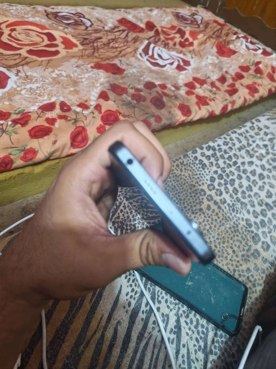 بوكو x5برو جهاز كفاله كارتونه كامل مكاني كوت اخذته 350اول منزل ب175سعره شراي يعلق
