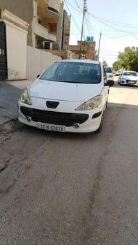 بيع سريع عمي بيجو 307محور كير محرك كيجات كلها كورلا موديل 2006 محوره ت...