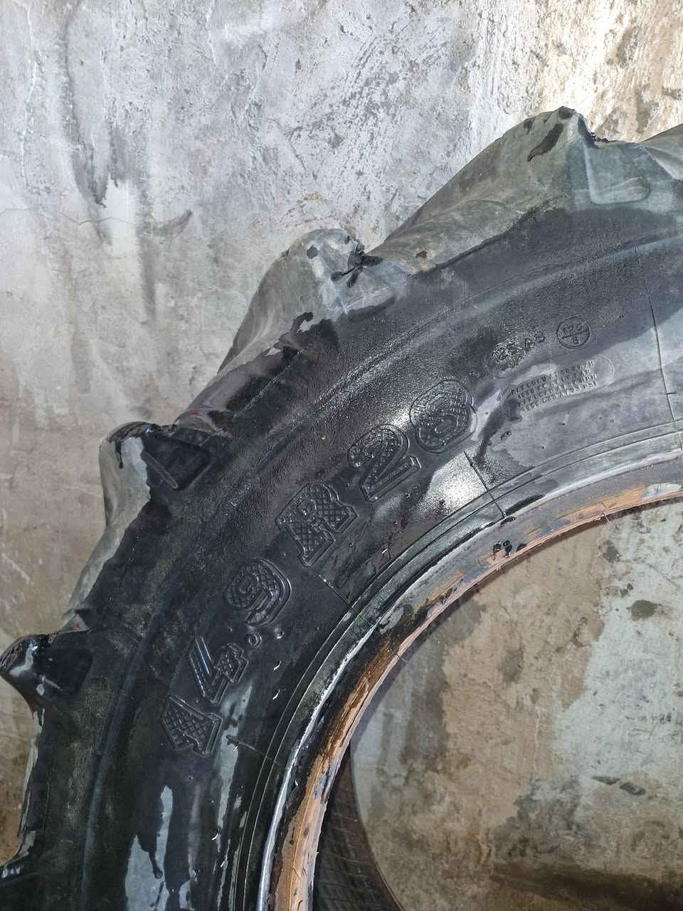 للبيع تخم تاير مستعمل نضيف نوعيته بولندي حجم 38 على 18سعره 850عنوان واسط الزبيديه قرب الطاقه الكهربائيه ***********
***********
