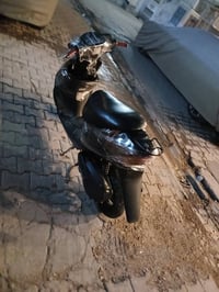 البيع دراجه ساسوكي ٦٠ دراجه حلوه مجفته تجفيت  جديد كاعد تسحك بعده دراج...