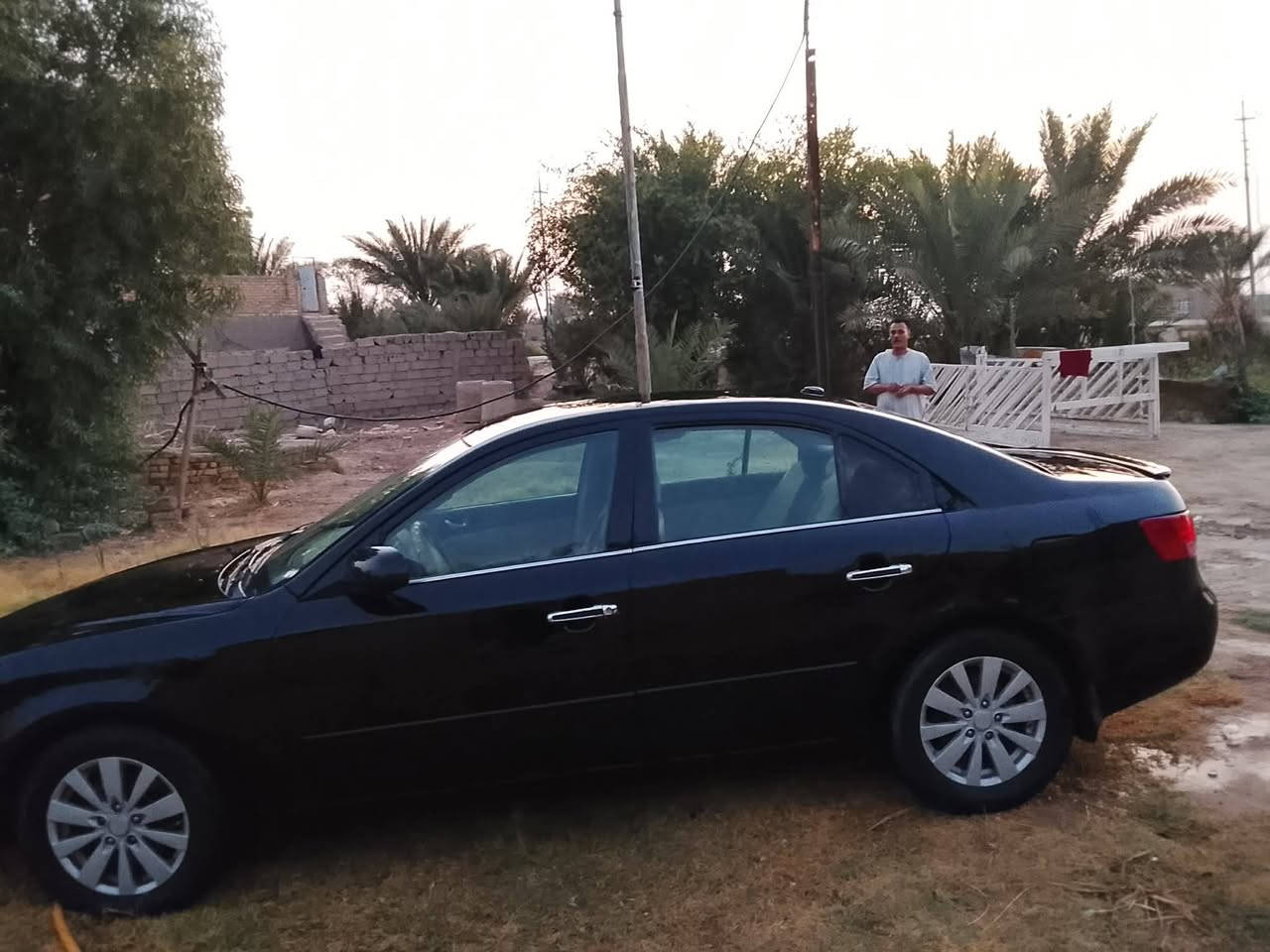 سونتا وارد امريكي 2007
 رقم كربلا 
مكينه وكير شرط تحويل مباشر تخم تاير كهرباىيات فول دوشمه حداديه تبريد 
صبغ جماليه بيها قطعه وحده باقي 
كفاله 
السعر 75وبيه مجال قليل 
***********
***********
