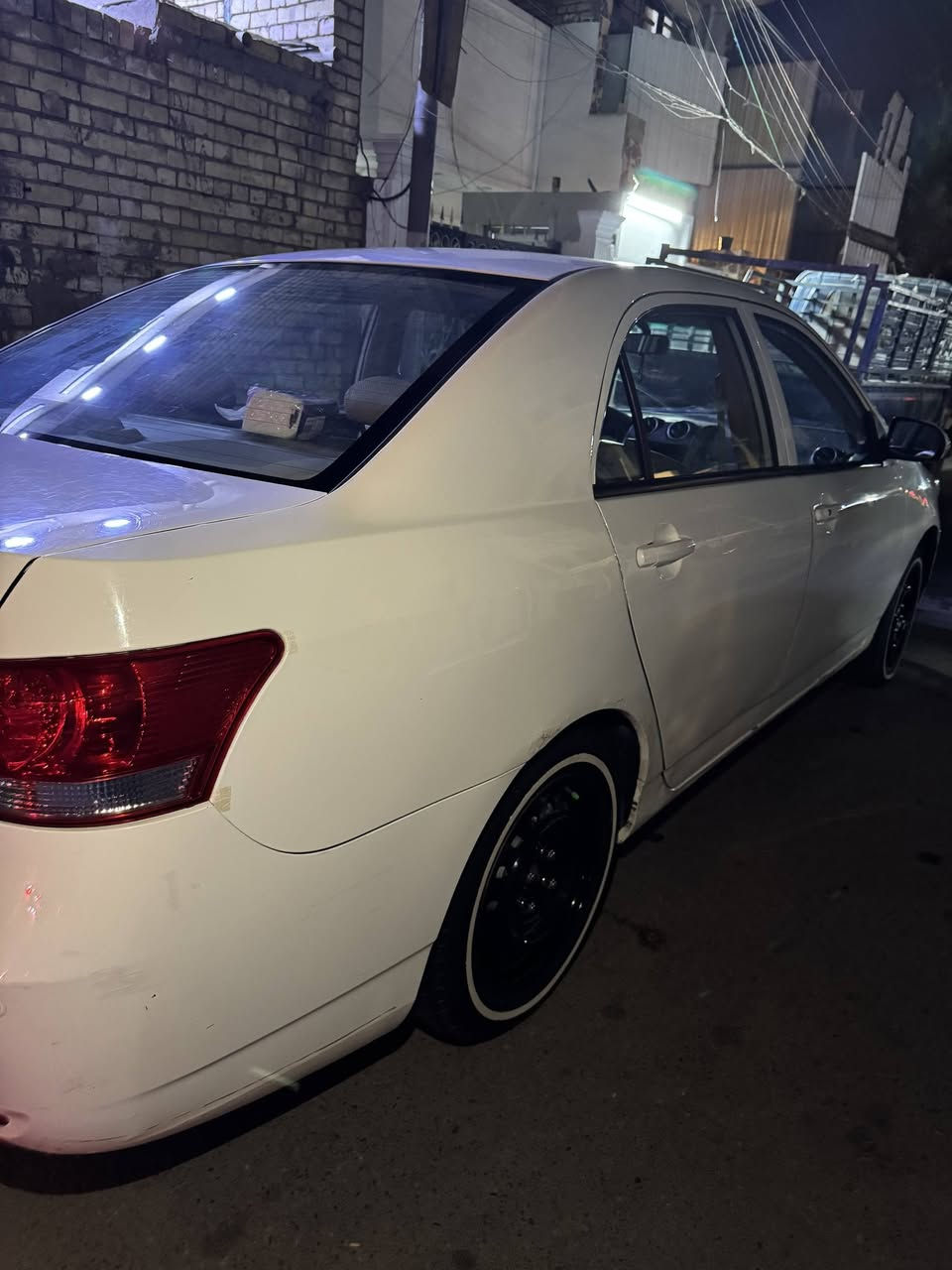 byd g3 2013 گير عادي
ضربتها موضحه بصوره رقم بغداد باسمي تحويل ثاني يوم ***********
