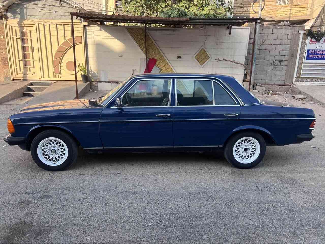 مارسدس مرور / ابو جحيل
موديل 1984 محوره بطة
سنوية جديده بأسمي هزه منتهية
السياره كلش نظيفه صبغ حزام
الشواصي نظيفه بدون خياس
التكم والقماره بلاد
تبريد شغال والكهربائيات كلها شغالة
العنوان كربلاء حي الحر
***********
السعر 70 بيها مجال بسيط كربلاء, العراق
