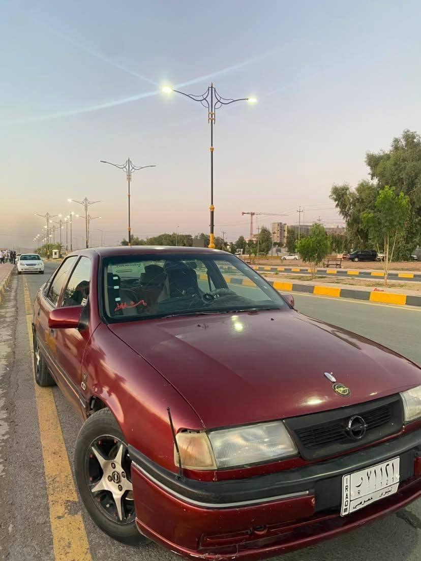 فكترا حجم 18 موديل 93 صبغ عام جماليه جامات الامامي كهربائي محرك فوول مكاني موصل سعرها 40 
*********** بي واتساب
