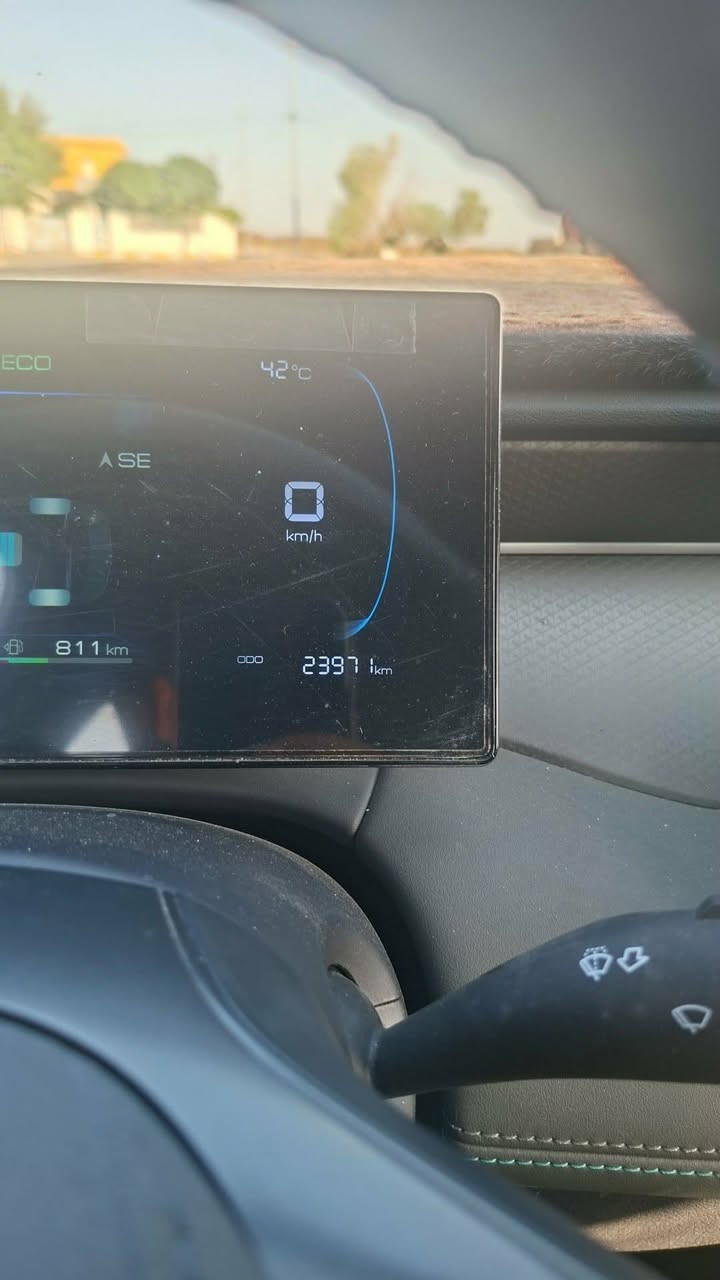 السلام عليكم byd qin plus موديل 2025 ماشيه ٢٥ الف كامل
سياره موضحه بلفديو طخه خفيفه فقط كامل كماليات ولدات اماميه شادله ارضيات كامله ستيرن مغلف مابيه اي نقص 
السعر ١٢٥ ورقه وبيه مجال قليل مكاني سليمانيه 
***********
