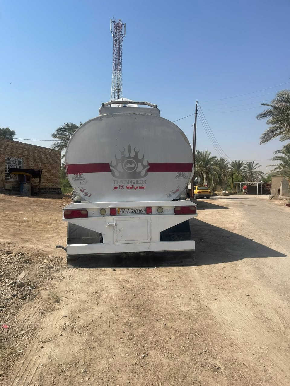 السلام عليكم تانكي للبيع موديل ٢٠١٤جوبلس مكيل ٣٦موحد التانكي جاهز كل نقص مابيه فقط تايراتة جوة نص عمر مكانة الديوانيه السعر ١٠٠$ وبيةمجال ***********
