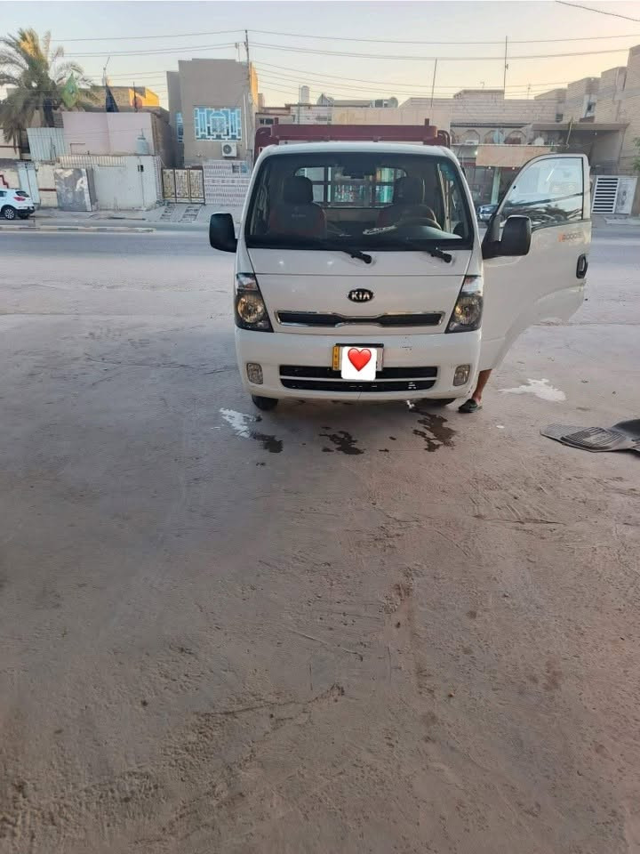 كيا فحل مفتوح موديل 18 كفاله عامه للبيع 
سنويه لل28   
رقم بغداد انكليزي راعيها بالنجف 
تبريد ثلج 
للاستفسار اكثر الاتصال ع الرقم ***********
