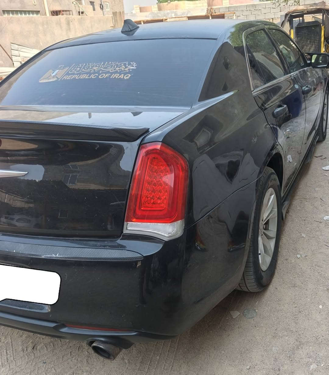 للبيع اقرا التفاصيل 
 كلايسلر c300 
اوباما موديل 2014 اصل 14
محدثه 2022 اس ار تي 
تحديث دعاميات وبرامج كامله
سته سلندر 3600 كير طياره 
وارد امريكي  حادثه يمك منشور
لالغد ولا شاصي ولاايرباك مكفوله
قطعتين صبغ فقط وافحص وين متحب
جاملغ مصبوغ امامي وجاملغ خلفي فقط
السياره جاهزه توه نافضها من كلشي
مكينه كير حداده تبريد كهربائيات تخم تاير
رقم اربيل  جديد سنويه 2027تنتهي
راعيه بلبصره  تحويل وكاله وتدلل
السعر 140 بيه مجال بسيط
مكاني البصره 
*********** ابو الخصيب, البصرة
