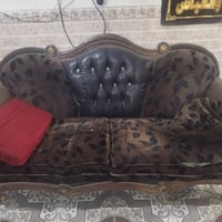 طقم كنب • ٥ قطع • رقمي