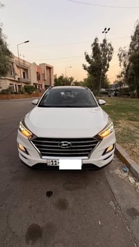 توسان 2020 خليجي  مكاني بغداد شارع المغرب  ♦️ المواصفاات  -شاشه كبيره ...