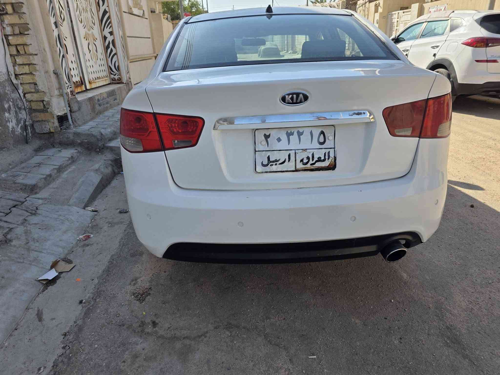 سياره كيه سيراتو مديل ١١ خليجيه سياره رقم اصلي سنويه سنساخ بس رعايه ما ندله نبيعك دوات كومت حديد  سياره كفاله كص مجفيه فقط رقم ربيل ألماني كير مكينه حداديه جديده تخم تاير جديد رقم الجوال ***********
