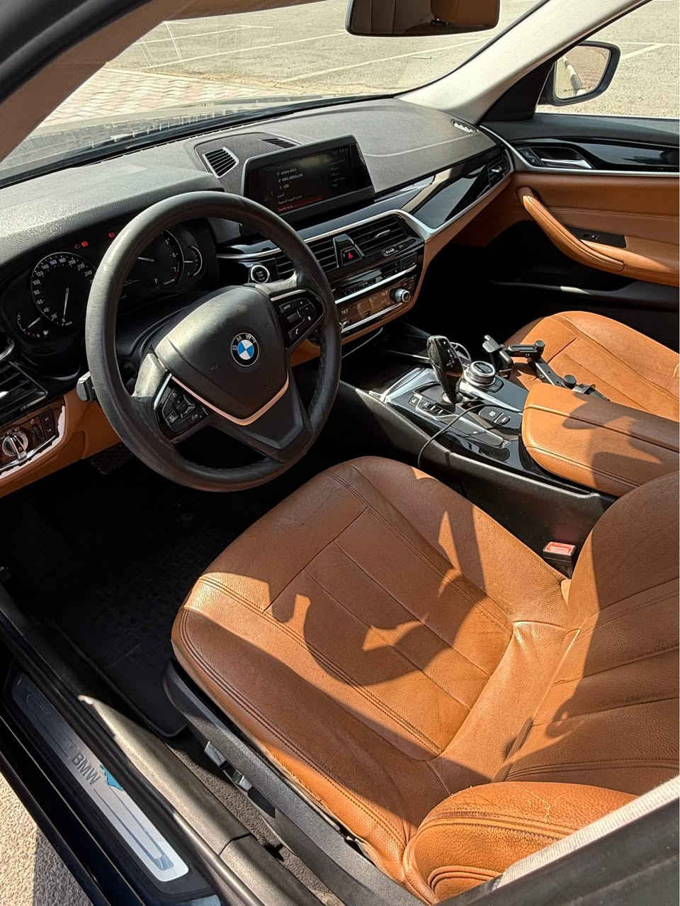 BMW 520i 2018 خليجية

للبيع او مراوس  وأدفع الفرق.

📍ستنكر
📍جينيس

• 4 سلندر (بنزين)
• بدون حادث بدون صبغ
• بصمة تشغيل
• مثبت سرعة
• صندوق كهربائي شفط
• ليد داخلي 12 لون
• كشنات كهرباء
• حساسات أمامية وخلفية
• مرايا شفط وكلاب
• سايد بريك كهربائي
• تبريد خلفي منفصل

✅ تايرات جديدة
✅ ويلات أصلية قياس 18
✅ سيارة جاهزة بدون أي نقص
✅ استخدام شخصي ومصروف عليها
📍السيارة جاهزة ويدون نواقص

📞 *********** كربلاء, العراق
