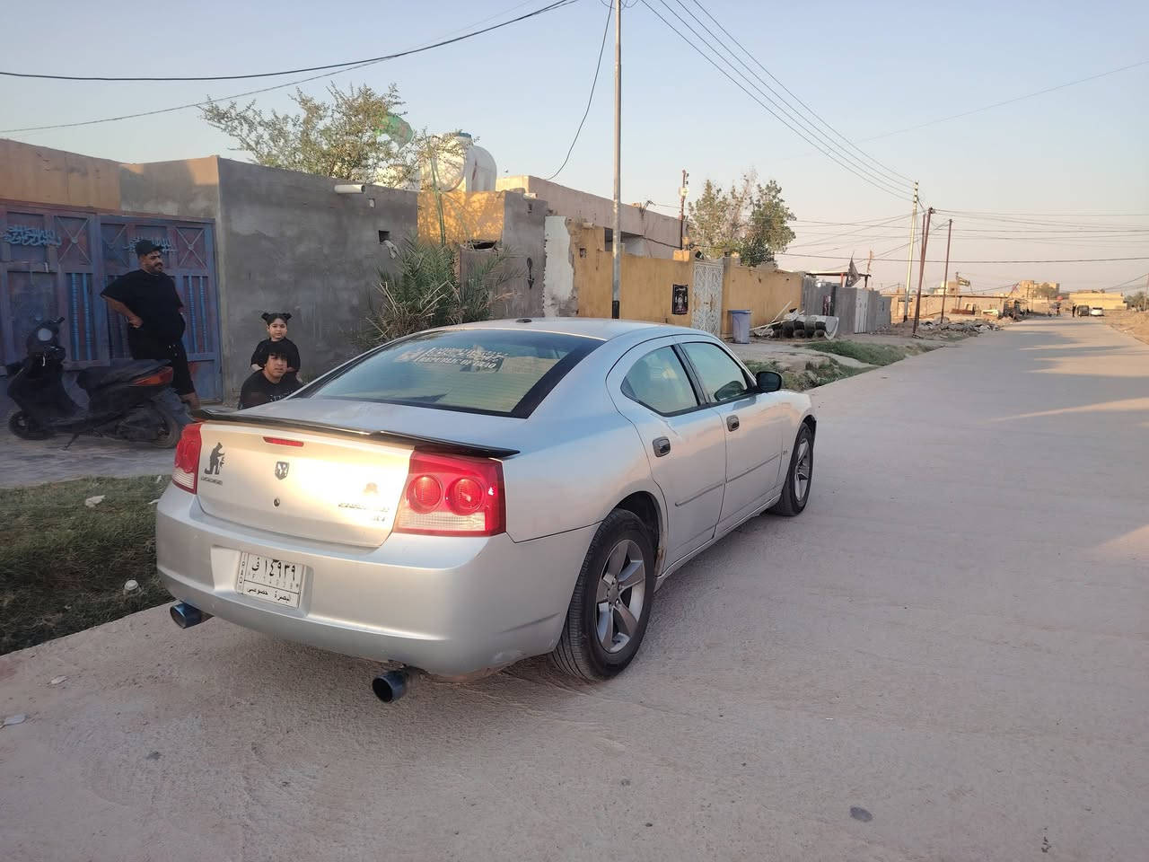 جارجر 10
رقم بصره بأسمي
سنويه ٢٠٢٨
وارد كندي بدون ضربه
صبغ جاملغات الخلفي أثر جراد+الهلاليات
تبديل جاملغ الأمامي والباب الخلفي مال السايق
والباقي كفاله
مكان السيارة الرفاعي
رقم الهاتف
***********
 ***********
