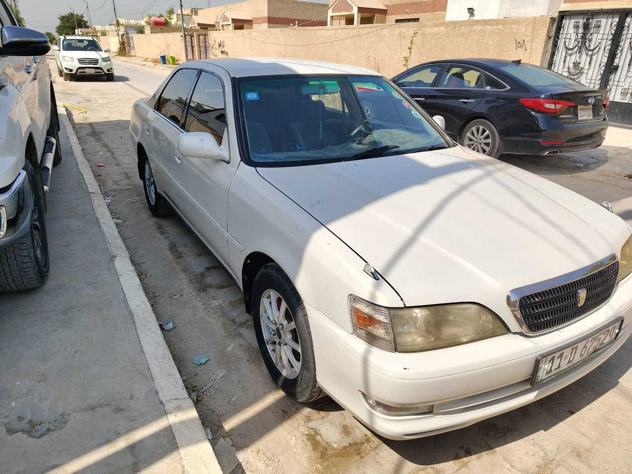 سلام عليكم سياره كرسته للبيع موديل 1997 السياره جاهز تخم تاير ستوني شاده حداديه زينه مكفوله من الكص والصوليات ونقل الجثه شرط المداور ثاني يوم بيه ضربه بل جاملغ المامي جهت السايق فقط تبريده ثلاجه العنوان النجف السعر 67وبيه مجال الستفسار عل الرقم ***********

