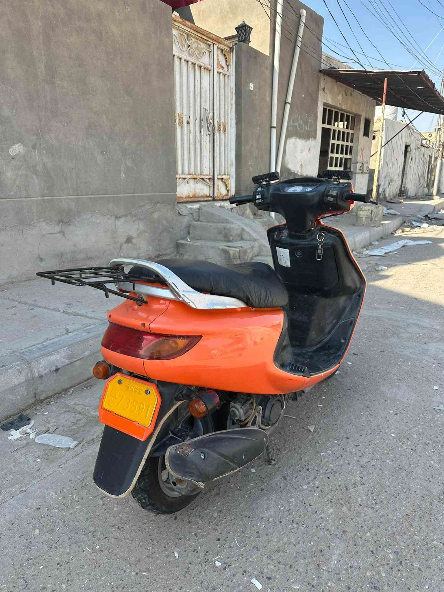 دراجه فراشه للبيع كفاله ما مفتوحه شرط عل فحص كلشي شغال كهربائيات سلف لايت زنون عالي ناصي رماش شرط معدل ١٢٠مكينه ناعمه فول نهضه ومعدل مكينه ماكس السعر٤٥٠ المكان الديوانية مركز ***********
