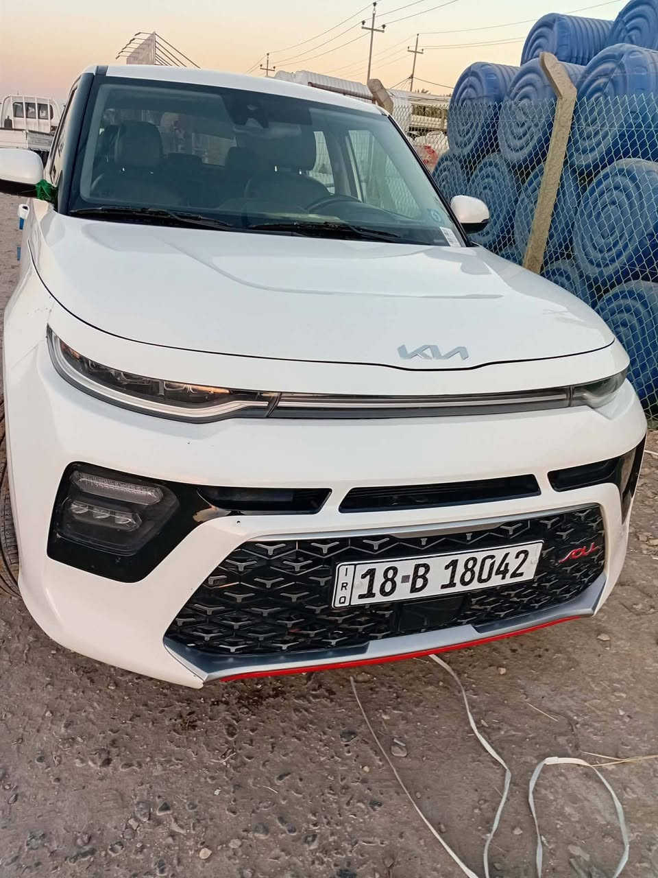 صول ٢٢ جي تي لاين فوول مواصفات أعلى فئه بالصول شنو الي أبالك من مواصفات بيه ..وارد كندي بدون صور الحادث رقم بابل باأسمي
ضررها فقط بنيد مبدل وبارد بسيط جدا جدا بخشم الجاملغات 
وصدعه خفيفه باللغد الأيمن ..المحرك مفتوح جديد جداا بدون لا تنقيص ولاتبخير نهائيا 
مواصفاتها 
داتو شو... شاشه أكبر حجم...الكراسي الأماميه كهرباء... تدفئه وتبريد بالكشنات الأماميه .. وتتدفئه بالكشنات الخلفيه..فتحه بالسقف...شحن وايرلس ..كشنات السياره جلد أصلي..تدفئه بالستيرن
ستيرن رياضي ..رادارات محيطيه..نقطه عمياء..توقف ذاتي عند الرجوع للخلف..أطفاء ذاتي بالأزدحام...سماعات هارمن ...داخل السياره مطعم صاج ملكي اسود وتطعيم أحمر بالأبواب 
اللايتات الأماميه عدسات أبيض..أضويه داخل السياره لد أبيض ...وبعد اكو مواصفات 
صور لسونار حديث ضمن الصور
للاستفسار أكثر أتصل *********** بي واتساب 
مكان السياره..بابل 

صول ٢٢ جي تي لاين فوول مواصفات أعلى فئه بالصول شنو الي أبالك من مواصفات بيه ..وارد كندي بدون صور الحادث رقم بابل باأسمي
