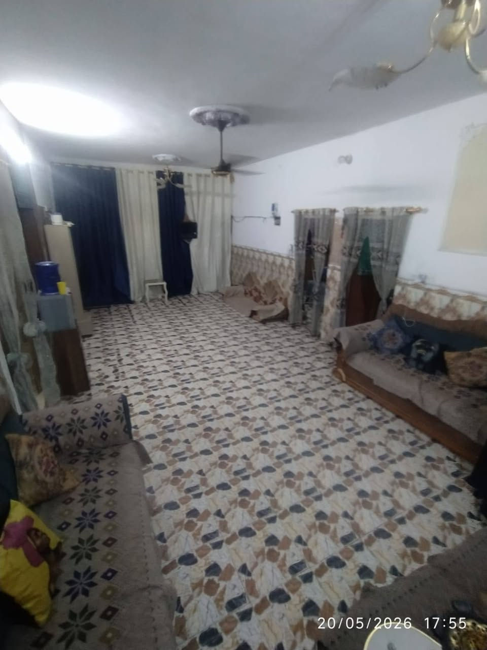 🏡 للبيع – دار سكن
📍 الموقع: بابل – الحلة – شارع 80 (جهة كربلاء)، خلف نون مول، باب الخروج، خامس فرع.

📐 المساحة: 200 متر مربع.

🏠 تفاصيل الدار:
• غرفتان.
• صالة.
• هول.
• مطبخ.
• منور بطول البيت.
• حديقة.
• طارمة. 

📞 للاستفسار والمزيد من التفاصيل:
***********
