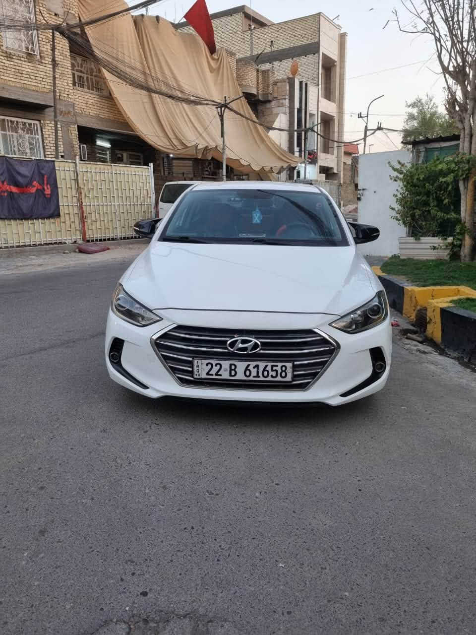 السلام عليكم ورحمة الله .. ألنترا 2018  خليجي سياره نضيفه كير ومكينه شرط ممفتوح مكفوله فقط تحكيل جاملغ خلفي عكس السايق كامله سياره دينار متصرف عليها يوجد تحويل أو وكاله الاثنين رقم أربيل سياره للتواصل  والاستفسار ***********
