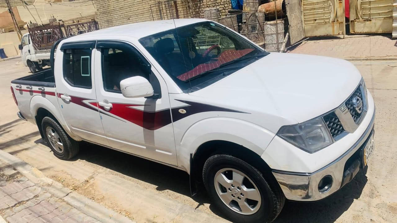 نيفاره للبيع ٢٠١٢كير محرك مكفولات بيه بارد باب سايق رقم انكليزي دهوك السعر ٩٥بيه مجال شي قليل ***********
