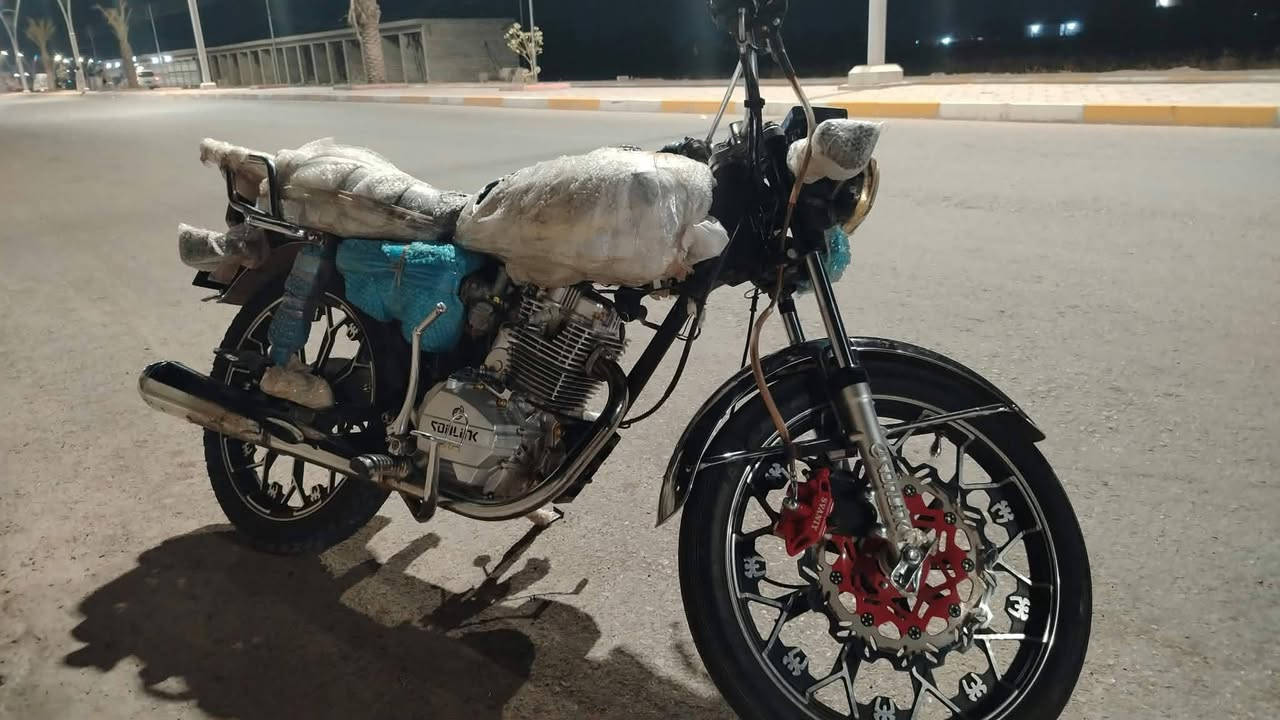 السلام عليكم سيفان سيلونك
موديل25

محرك 200شرط ما محطوط عليه سبانه بعده بلادي 
السعر 725وبي مجال للطيبين 

العنوان تكريت البوعجيل 

رقم الهاتف/***********
