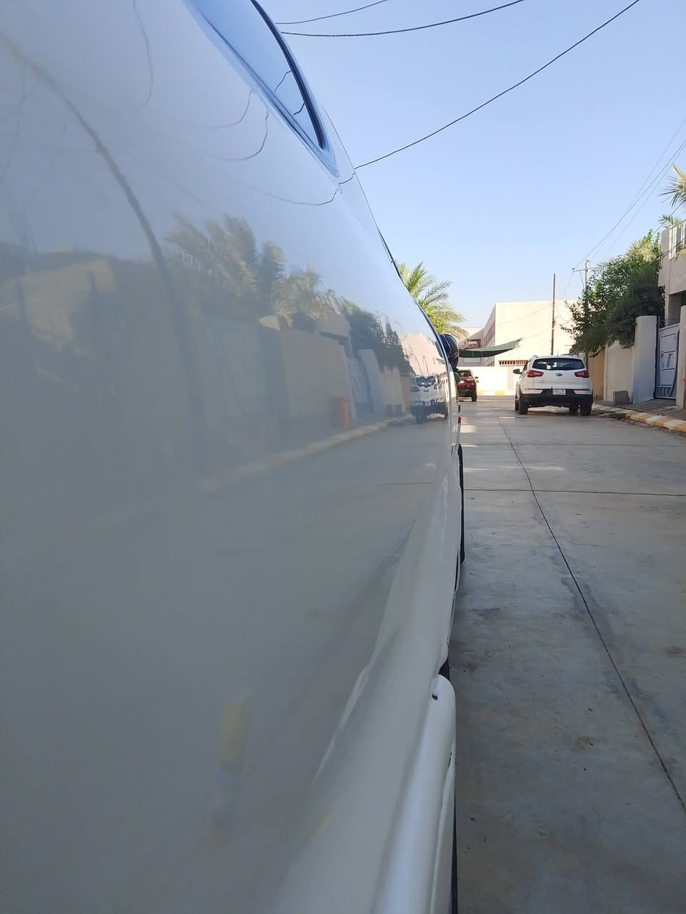 السلام عليكم 

للبيع متسبوشي گلنت موديل ١٩٩٢ اصل 
 
مواصفات السيارة : اربعه دسك تخم ويل كب تايرات جديدة حداديه بشرط جديدة  سلايت لايت زنون إشارات  كهربائيات بشرط شغال 

الگير والمحرك : گير ومحرك متسيوبوشي گلنت بلادي  
بشرط بدون صرف وبخار 

حالة السيارة : سيارة صبغ قطعه ونص فقط غيره كفاله عامه 

اصوليات السيارة : سيارة رقم انكليزي كامل وسنويه جديدة بدون غرامات تحويل وكاله بشرط

مكان السيارة : ديالى 

للاستفسار الاتصال على الرقم:***********/ حمزة السامرائي
